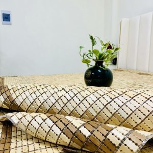 Chiếu trúc, món đồ thân thuộc của người Việt, gợi nhớ về những trưa hè oi ả.